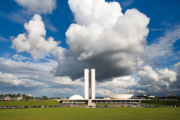 plaza-of-three-powers-brasilia