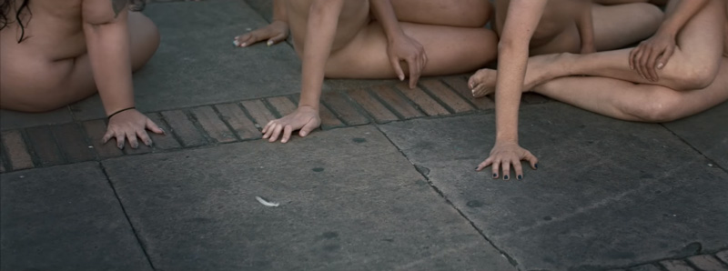 Nude in show in Bogota