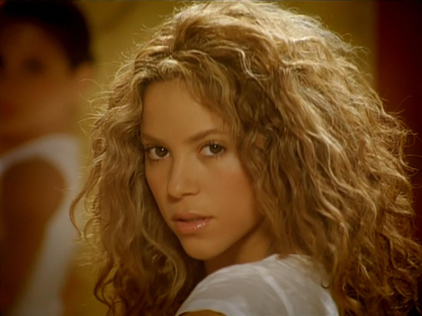 Shakira's and Carlos's Plagiarism controversy: Everything you need to know  | Sounds and Colours