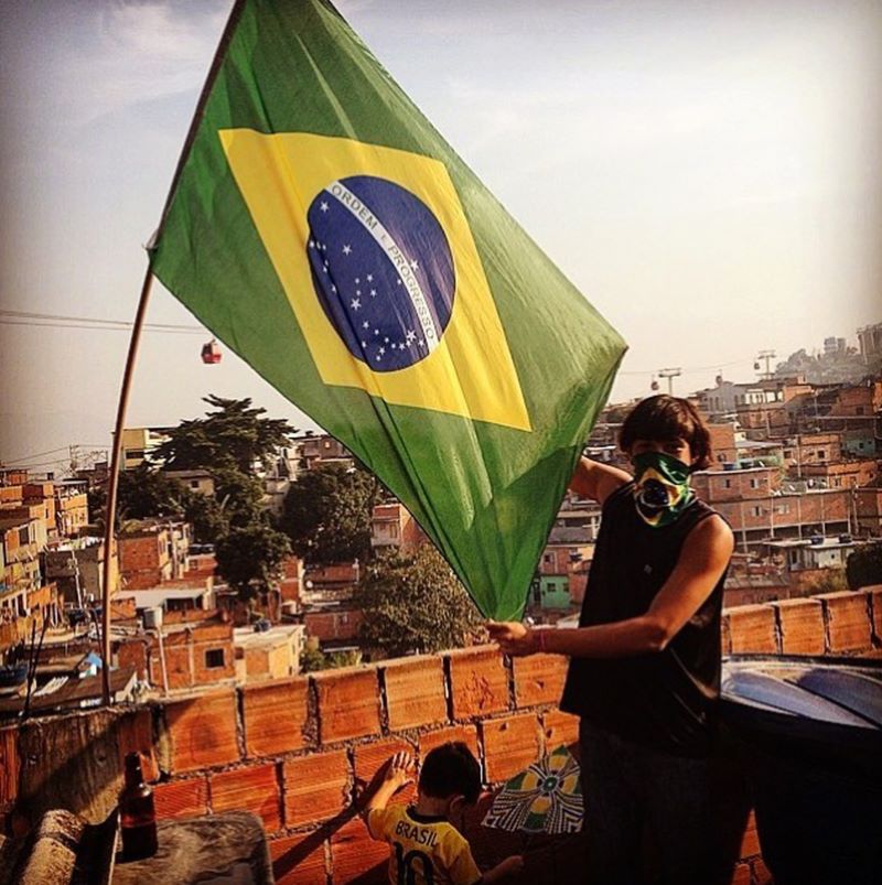 An Interview with Damian Platt, author of 'Nothing By Accident: Brazil on the Edge' - Vimarsana News