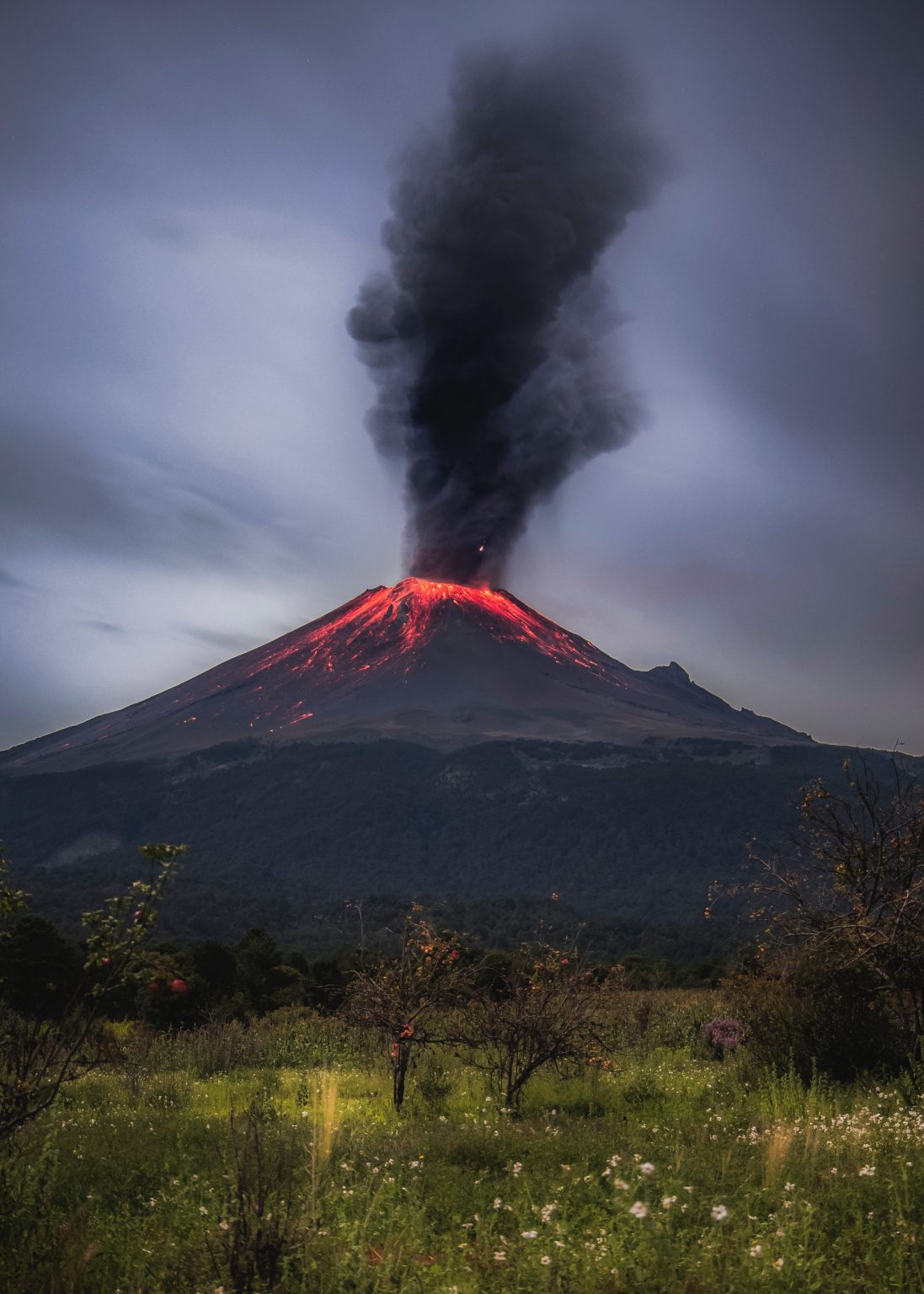 volcanoes-in-the-caribbean-sounds-and-colours