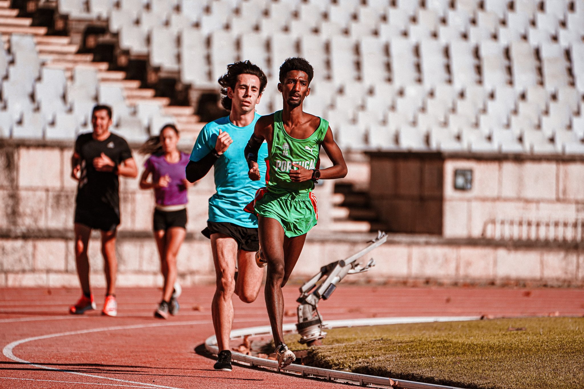 Clothes for Marathons and Running Races in Latin America Sounds and